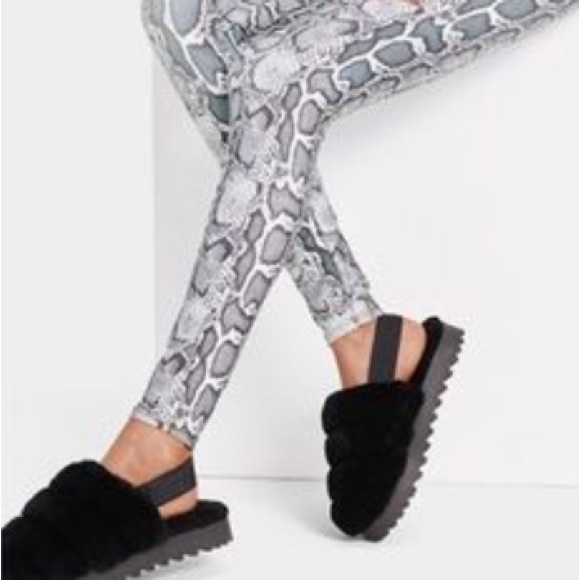 UGG Black Super Fluff Slipper - Picture 9 of 9